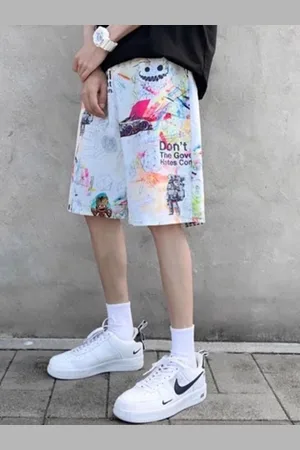 HERE&NOW Men Printed Mid-Rise Shorts
