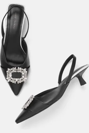 Lino Perros Embellished Kitten Pumps