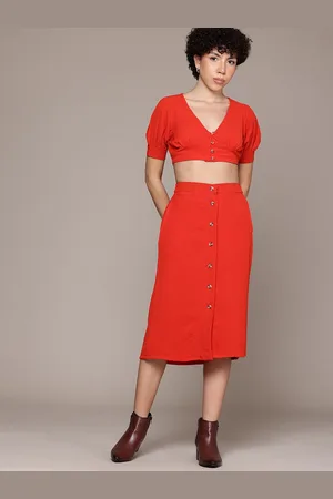 Roadster The Lifestyle Co. V-Neck Top with Midi Skirt Co-Ords