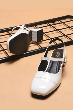 JM Looks Women Ethnic Backstrap Block Heels Sandals