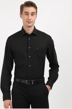 Tommy Hilfiger Men Cutaway Collar Solid Cotton Formal Shirt