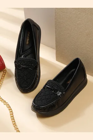 Flat n Heels Women Woven Design Synthetic Loafers