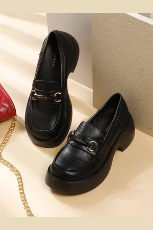 Flat n Heels Women Loafers