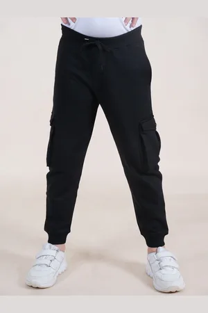 KiddoPanti Boys Solid Mid-Rise Cargo Joggers