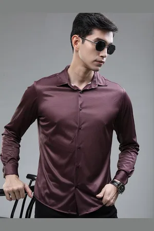 Highlander Men Solid Knitted Party Wear Slim Fit Shirt