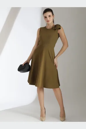 KOTTY Women Tie-Up Neck Bow Detail Fit & Flare Dress