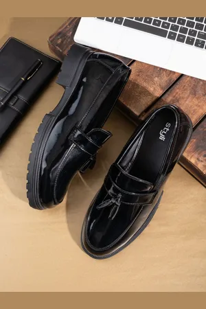 Styli Men Round Toe Comfort Insole Tassel Chunky Loafers
