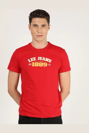 Lee Men Red Typography Printed Slim Fit Cotton T-shirt