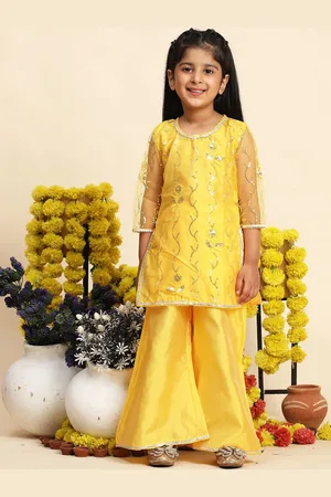 Cutiekins Girls Floral Embroidered Sequinned Straight Kurta With Palazzos