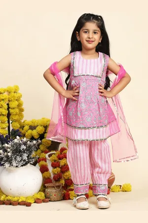 Cutiekins Girls Floral Printed Empire Gotta Patti A-Line Kurta With Salwar & Dupatta