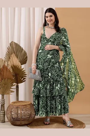 indo street Printed Sleeveless Crop Top & Skirt With Dupatta Co-Ords