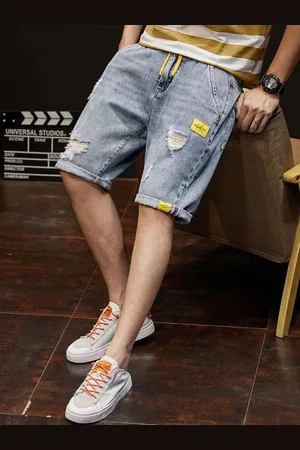 HERE&NOW Men Denim Regular Fit Mid-Rise Shorts