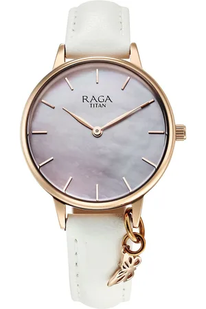 Titan Women Raga Showstopper 2.0 Dial & Leather Straps Analogue Watch 95274WL03