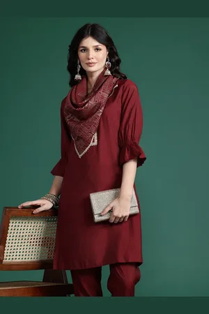 Sangria Sequinned Kurta with Trousers & Foil Printed Scarf