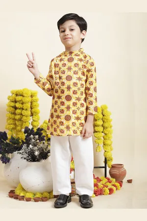 Cutiekins Boys Ethnic Motifs Printed Mandarin Collar Straight Kurta with Trousers