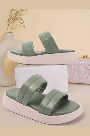 COLO Women Solid Platform Open Toe Sandals