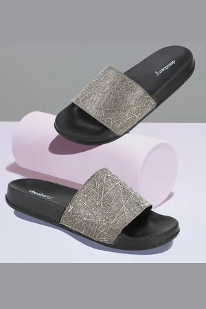 DressBerry Women Embellished Sliders