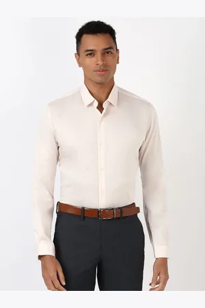 Peter England Men Spread Collar Solid Cotton Slim Fit Formal Shirt