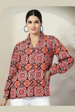 Pluss Women Standard Spread Collar Ethnic Motifs Printed Casual Shirt