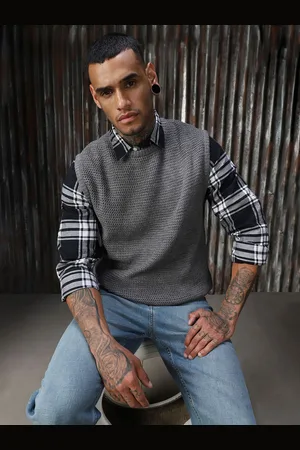 High Star Men Stractured Round Neck Sweater Vest
