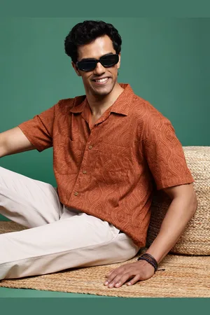Sangria Men Textured Cuban Collar Boxy Pure Cotton Casual Shirt
