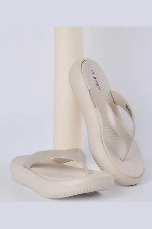 Lifestyle Women Rubber Thong Flip-Flops
