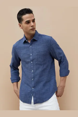 Lifestyle Men Solid Spread Collar Opaque Cotton Casual Shirt