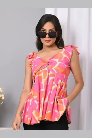 IQRAAR Women Abstract Printed V-Neck Top