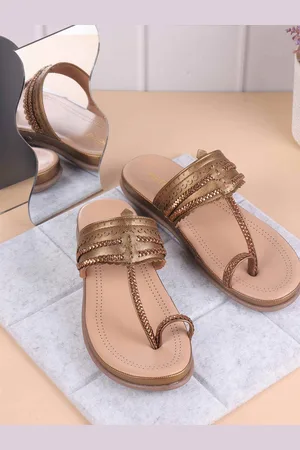 Metro Women One Toe Flats