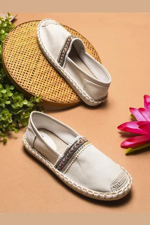 THE WHITE POLE Women Slip-On Loafers