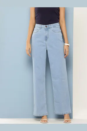 Chemistry Women Straight Fit Mid-Rise Jeans