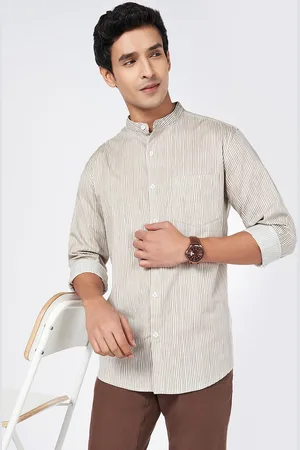 Pantaloons Men Spread Collar Solid Cotton Slim Fit Casual Shirt