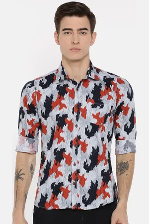 Cross Court Men Slim Fit Opaque Printed Casual Shirt