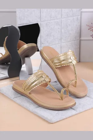 Metro Women Open Toe Flats with Buckles