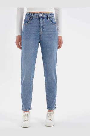 DeFacto Women Mid-Rise Relaxed Fit Jeans