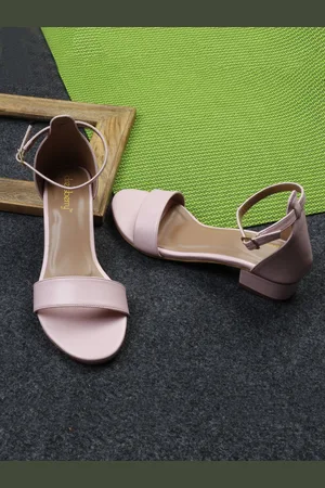 DressBerry Women PU Block Sandals