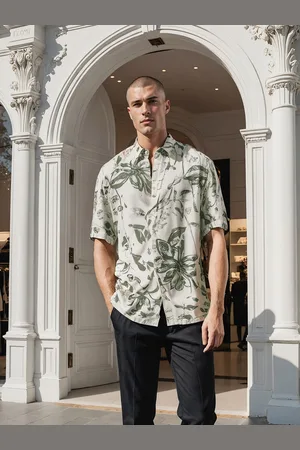 H&M Men Relaxed Fit Printed Half Shirt