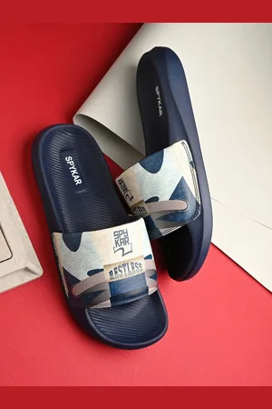 SPYKAR Men Printed Sliders