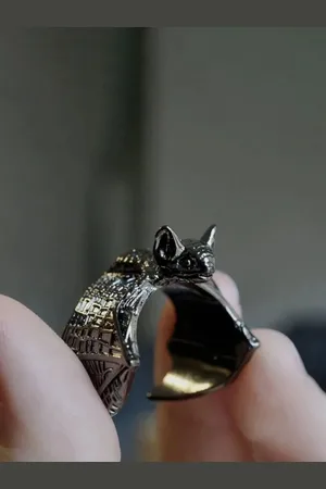 Salty Spooky Bat Shaped Adjustable Finger Ring