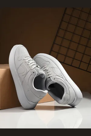 SPYKAR Men Colourblocked PU Sneakers
