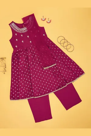 Pantaloons Girls Embroidered Kurta with Trousers & With Dupatta