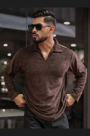 Powerlook Men Solid Polo Collar Cotton T-shirt
