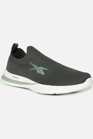 Reebok Men Wander Stride Slip Speacefoam Walking Shoes