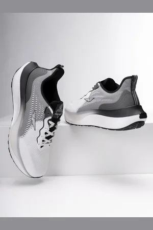 Red Tape Men Slip Resistance Surface Grip ETPU Running Shoes