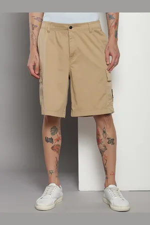 Calvin Klein Men Mid-Rise Cargo Shorts