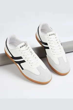 Lifestyle Men Synthetic Solid Sneakers