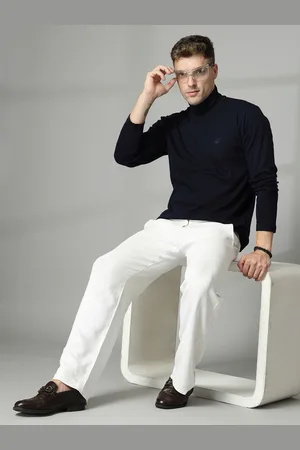 CHKOKKO Men Navy Blue Solid Turtle Neck T-shirt
