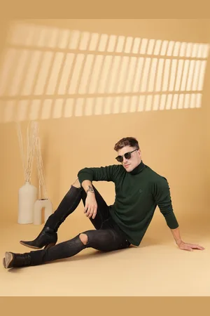 CHKOKKO Men Green Solid High Neck T-shirt