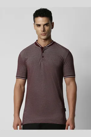 V Dot Men Purple Solid Short Sleeves Slim Fit T-shirt