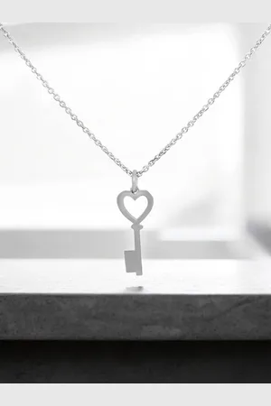 DressBerry Girls 925 Sterling Silver Love Key Pendant with Chain